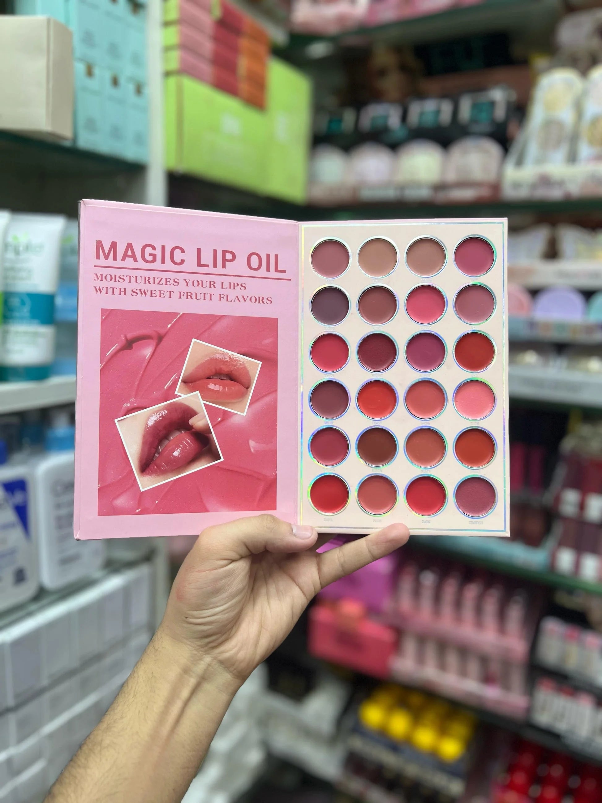 Mocallure 5-Page Butterfly Makeup Book + FREE Gift