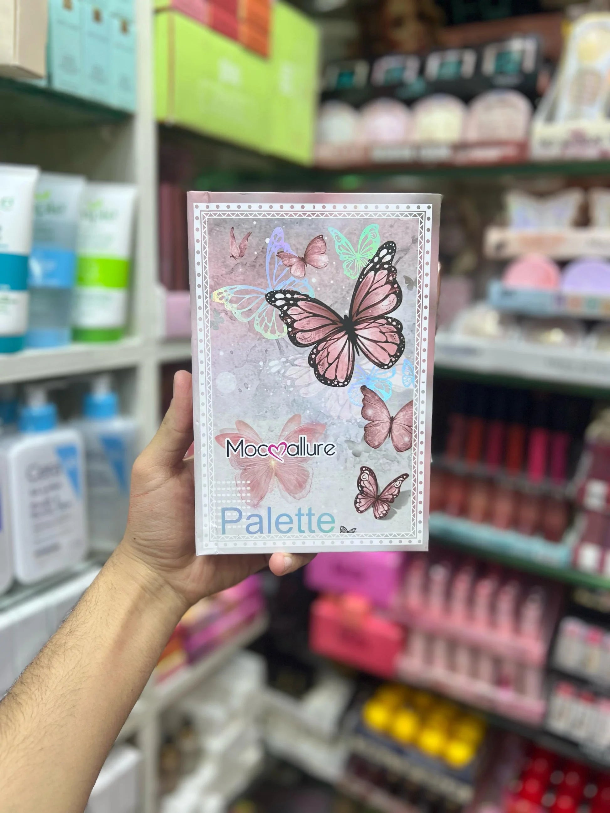 Mocallure 5-Page Butterfly Makeup Book + FREE Gift
